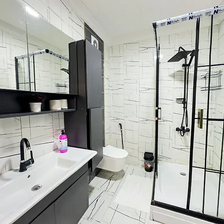 公寓 Sisli 6 4 4 *