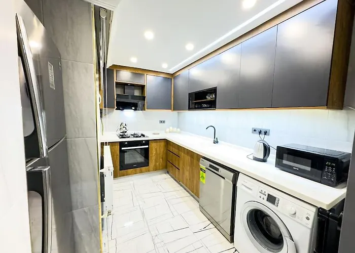 Sisli 6 4 4 Апартаменты *